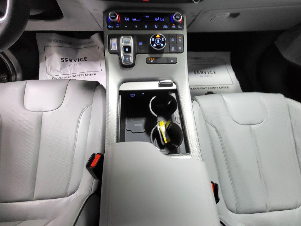 used 2025 Hyundai Palisade car, priced at $35,678