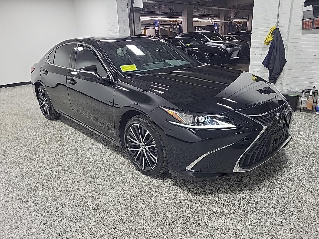 used 2024 Lexus ES 350 car, priced at $41,775