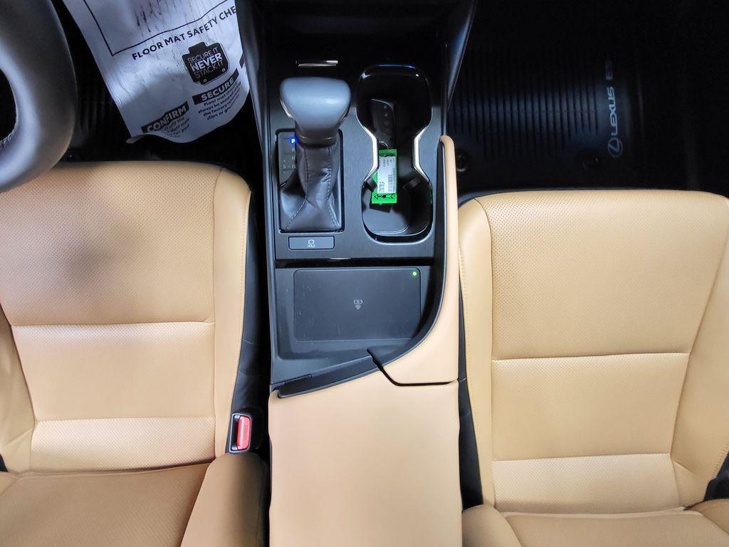 used 2024 Lexus ES 350 car, priced at $44,108