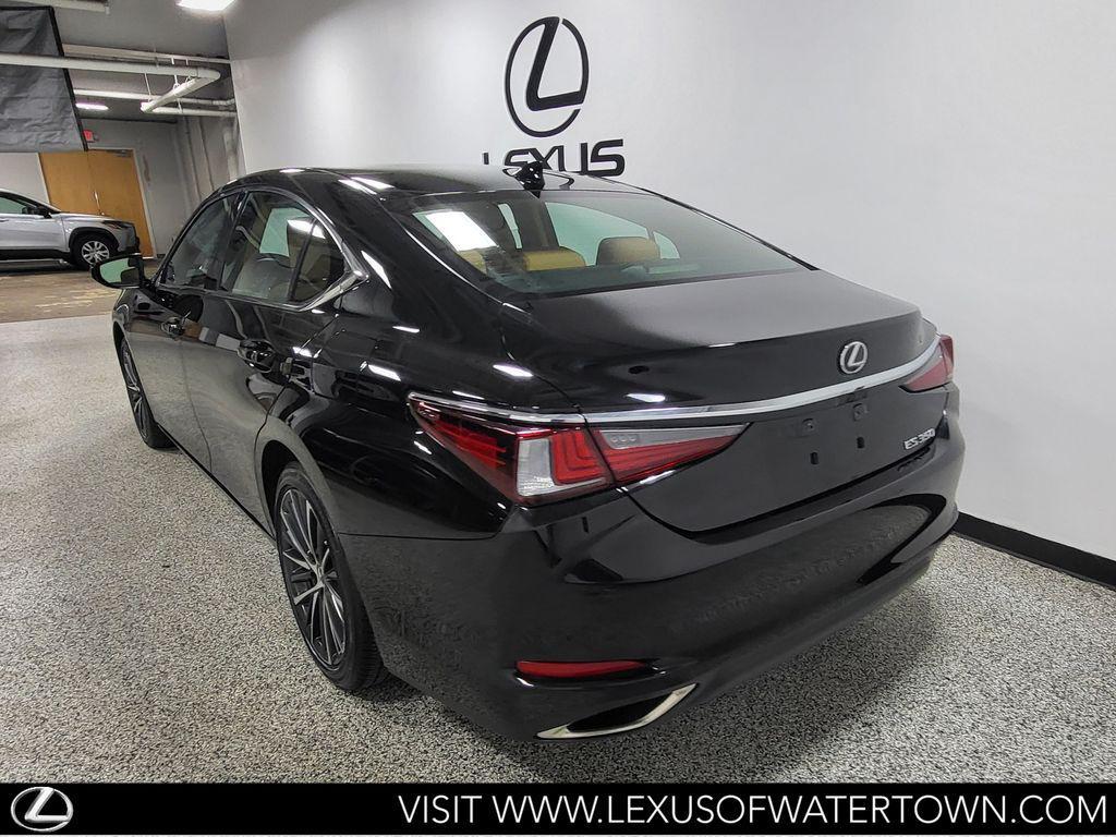 used 2024 Lexus ES 350 car, priced at $44,108