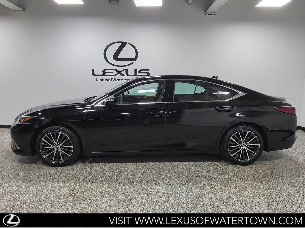 used 2024 Lexus ES 350 car, priced at $44,108