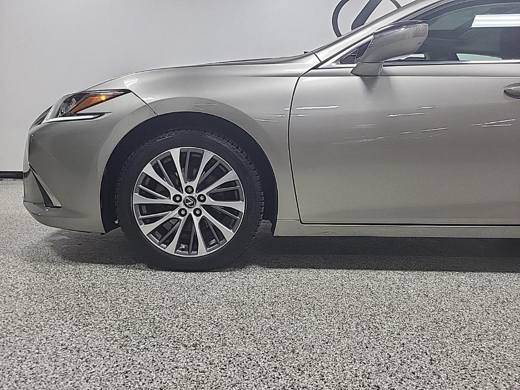 used 2019 Lexus ES 350 car, priced at $29,555