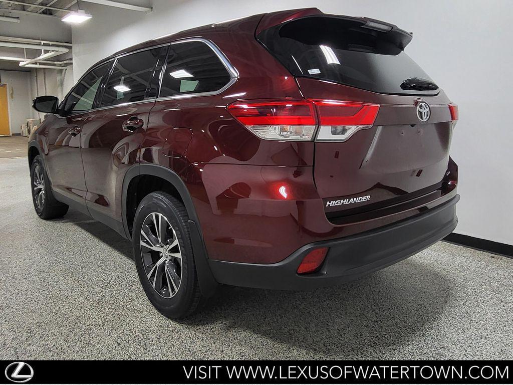 used 2019 Toyota Highlander car, priced at $25,684