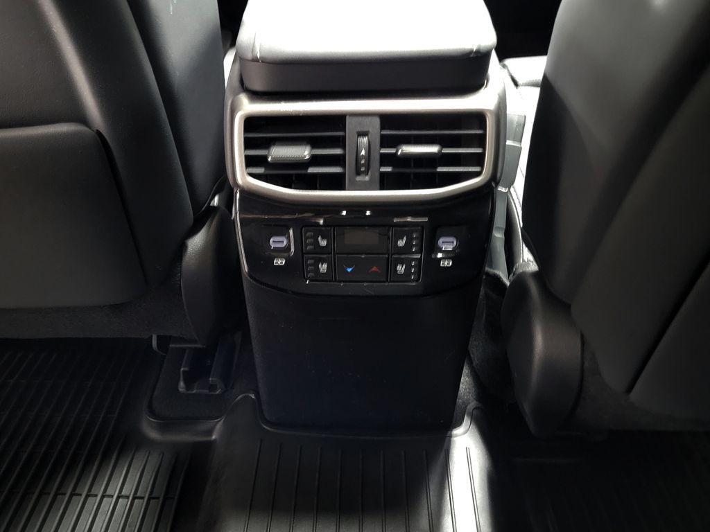 Lexus RX view 37