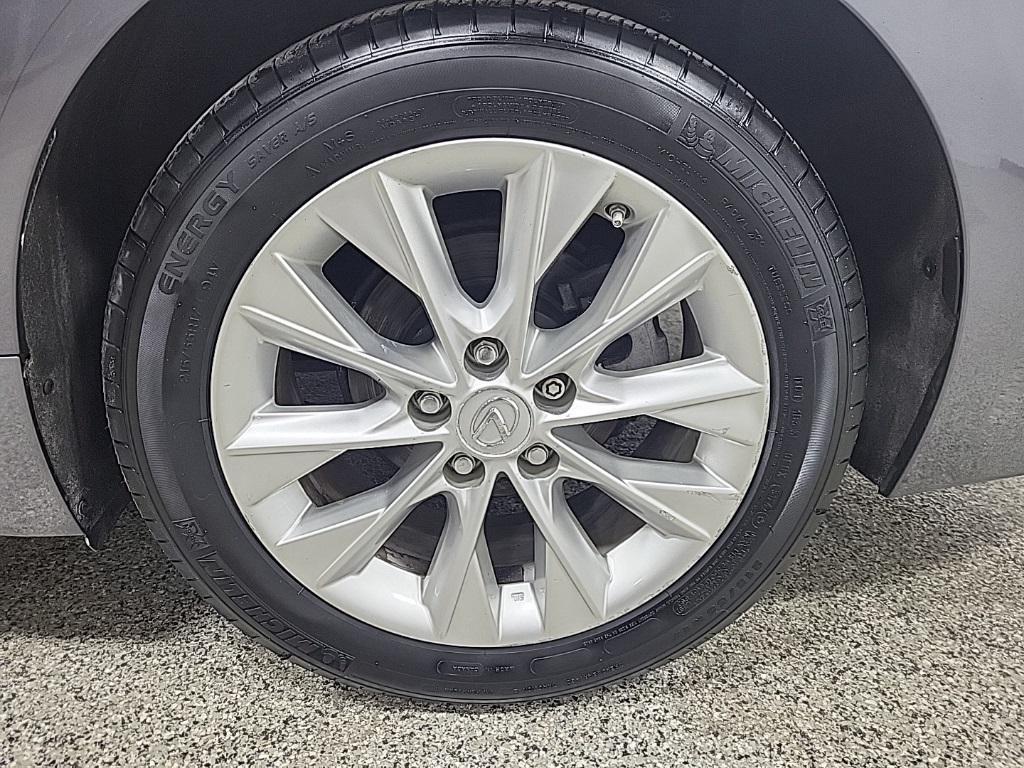 used 2015 Lexus ES 300h car, priced at $17,997