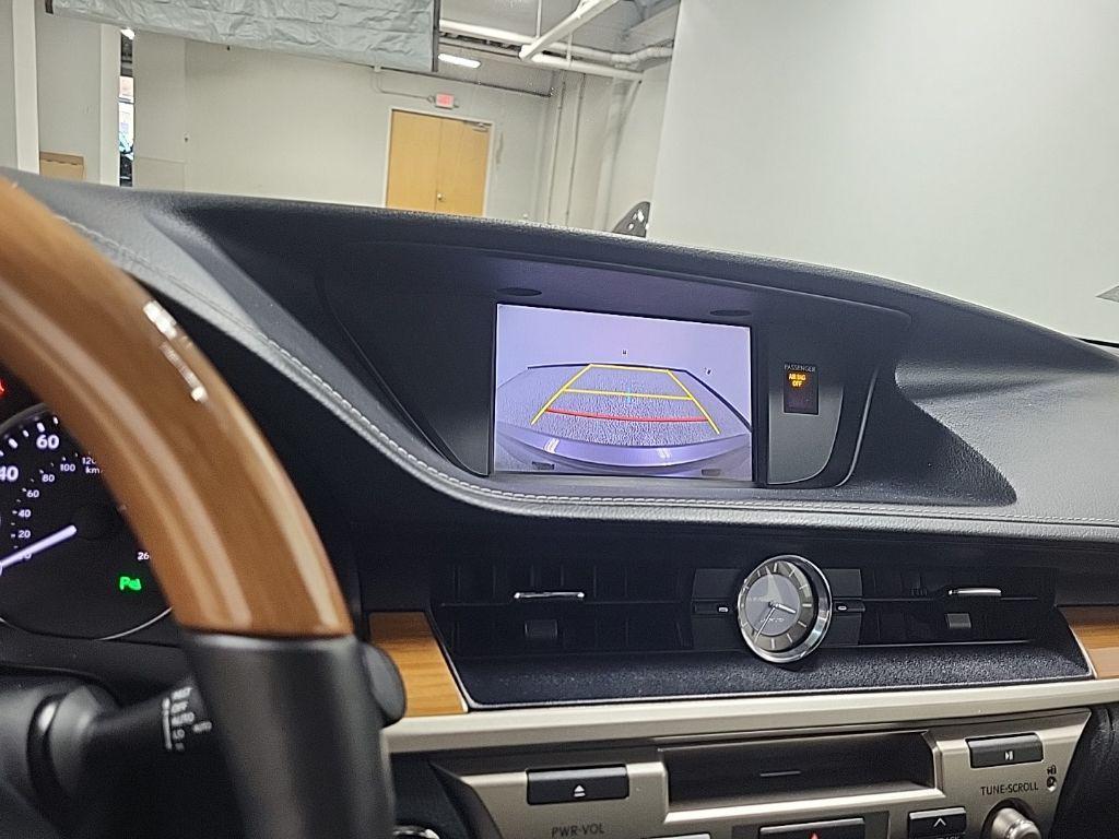 used 2015 Lexus ES 300h car, priced at $17,544