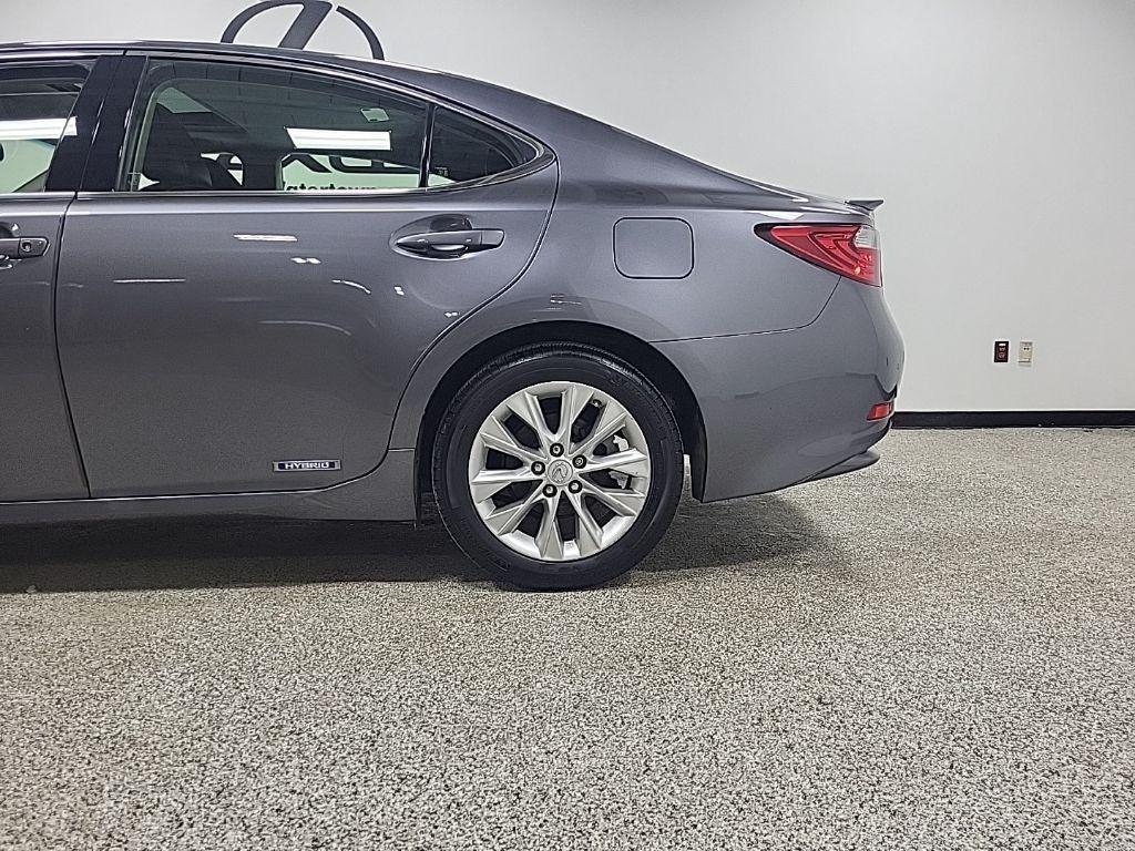 used 2015 Lexus ES 300h car, priced at $17,544