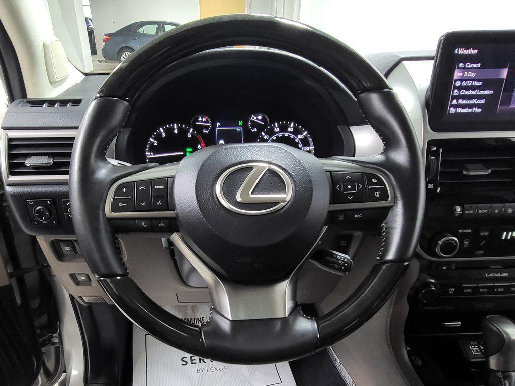 used 2022 Lexus GX 460 car, priced at $57,981