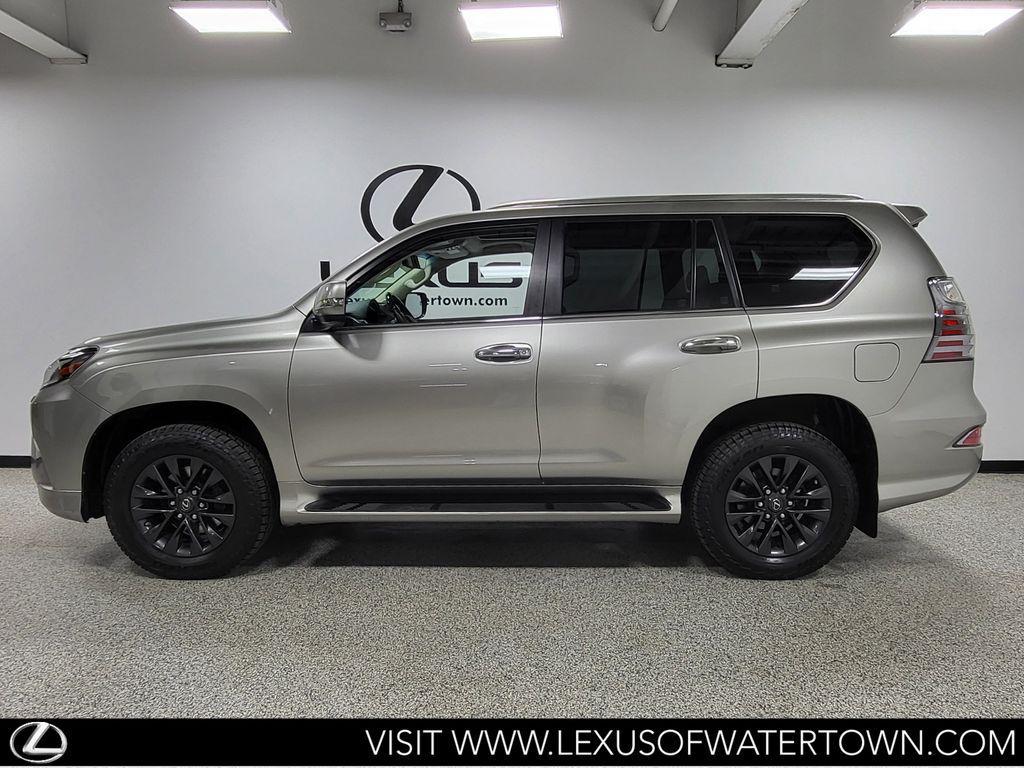 used 2022 Lexus GX 460 car, priced at $57,981