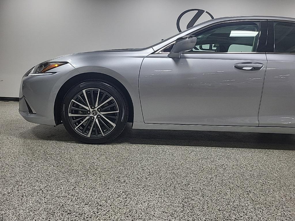 used 2024 Lexus ES 350 car, priced at $39,996