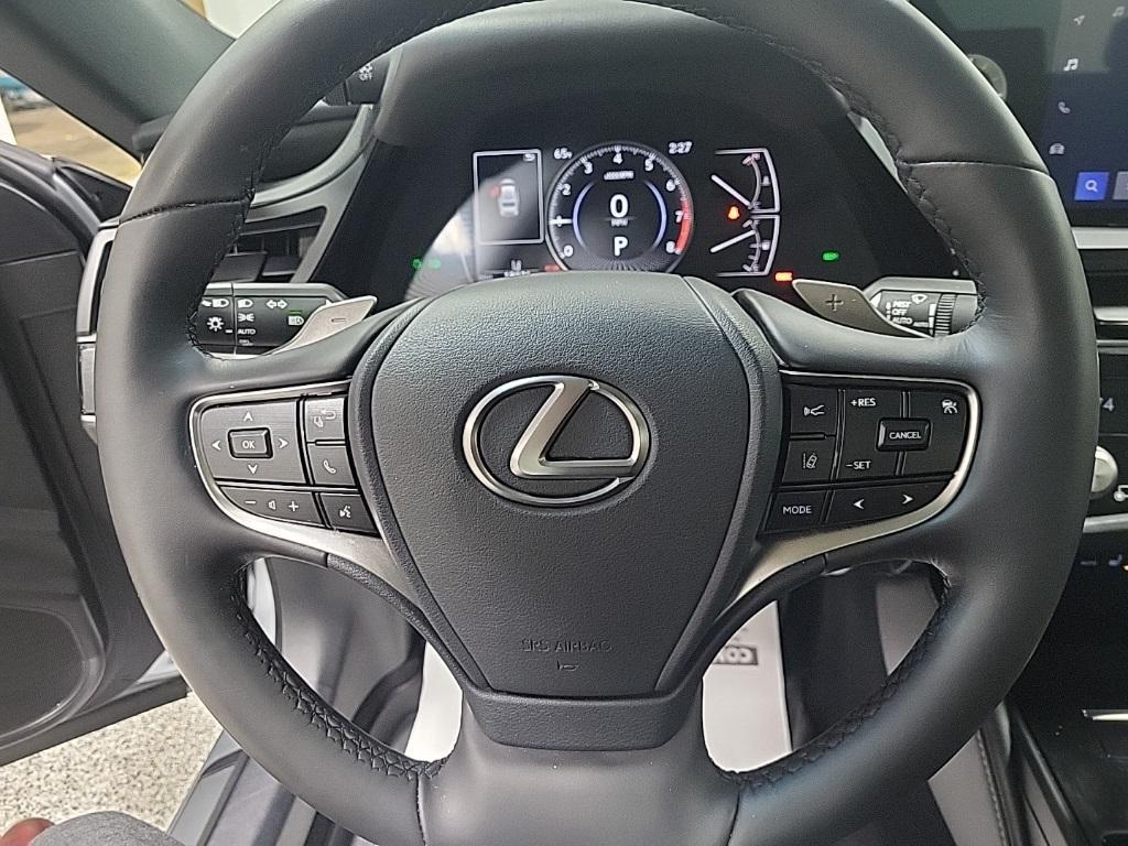 used 2024 Lexus ES 350 car, priced at $39,996