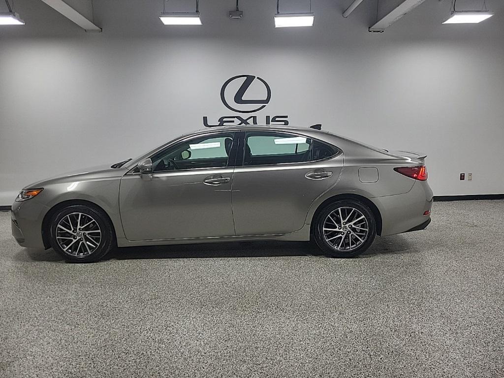 used 2017 Lexus ES 350 car, priced at $27,992