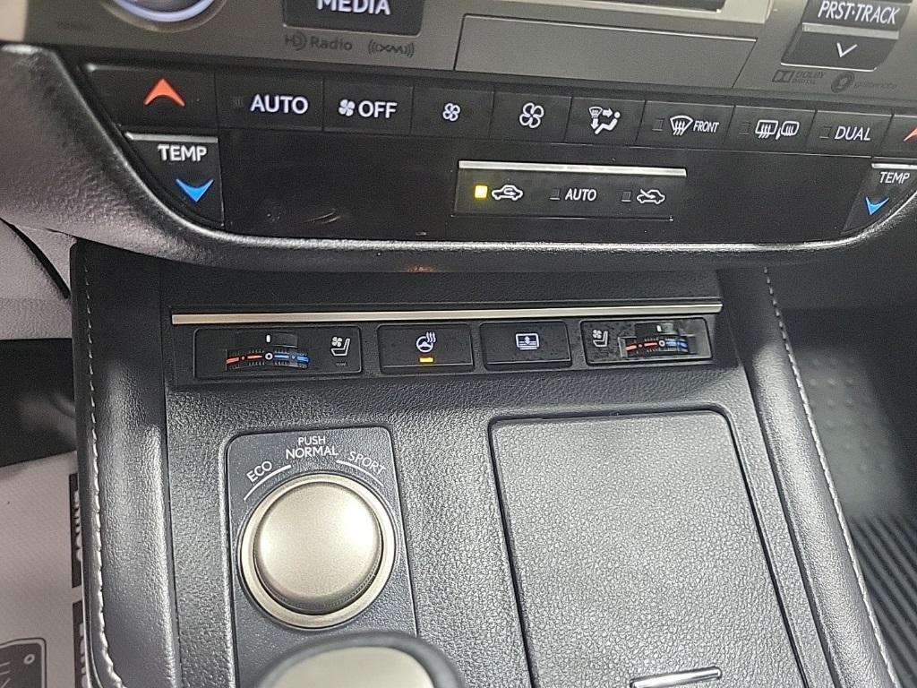 used 2017 Lexus ES 350 car, priced at $27,992