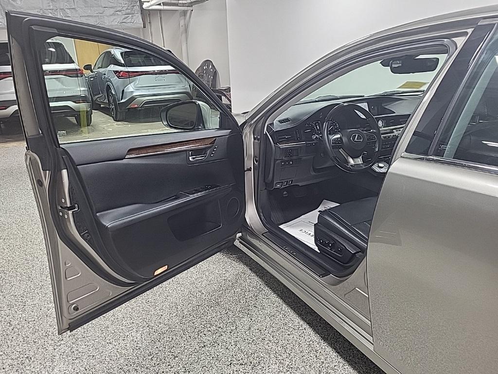 used 2017 Lexus ES 350 car, priced at $27,992