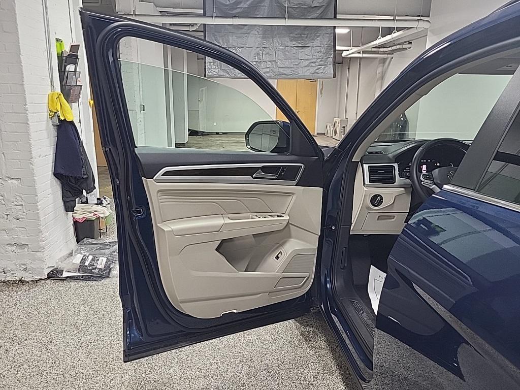 used 2022 Volkswagen Atlas car, priced at $24,899