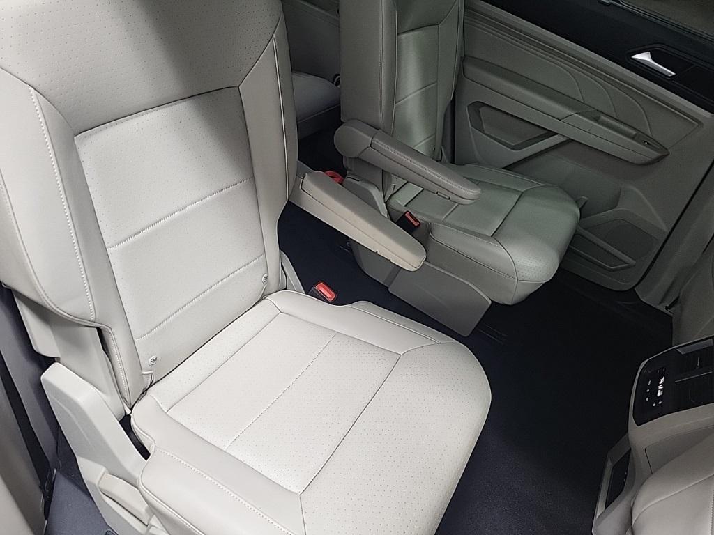 used 2022 Volkswagen Atlas car, priced at $24,899