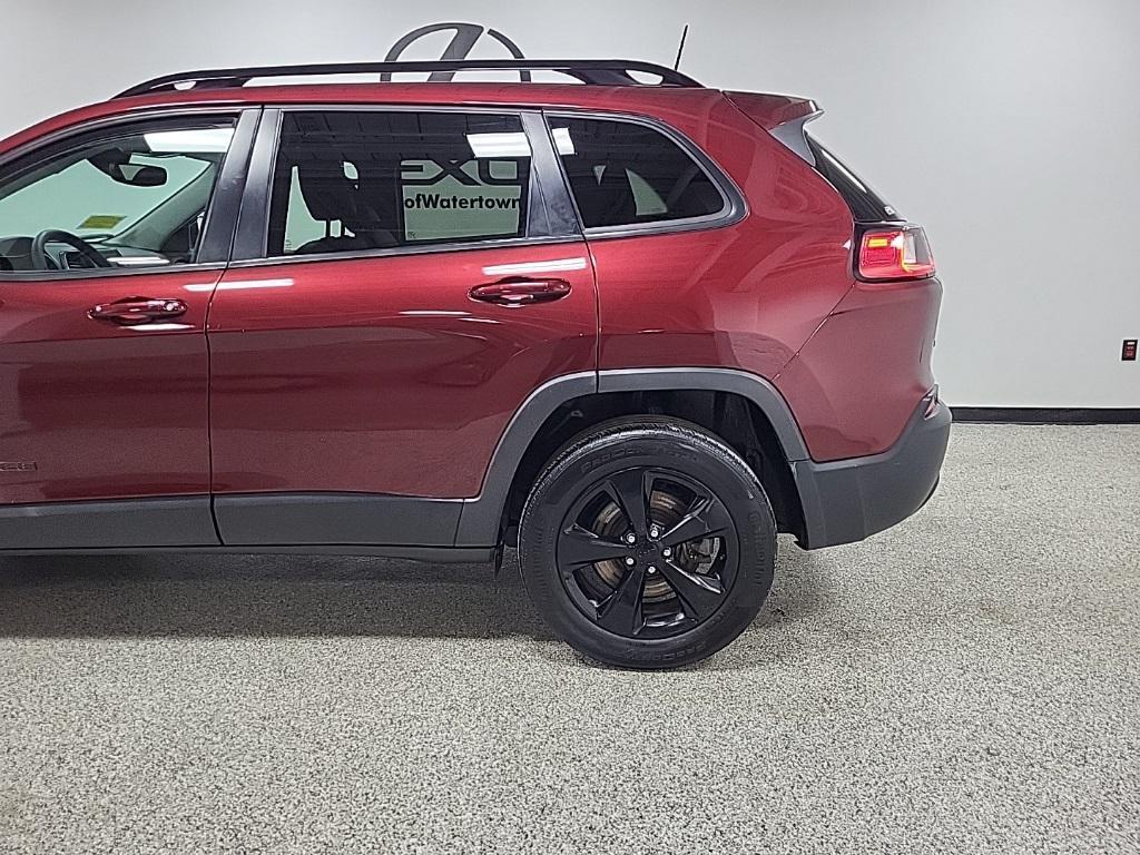 used 2020 Jeep Cherokee car, priced at $19,994