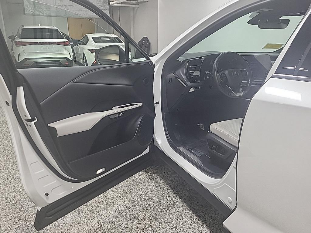 used 2023 Lexus RX 350h car, priced at $52,774