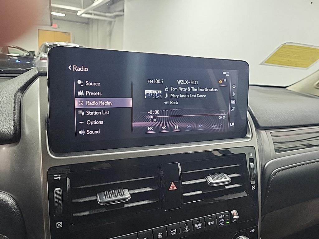 used 2022 Lexus GX 460 car, priced at $45,885