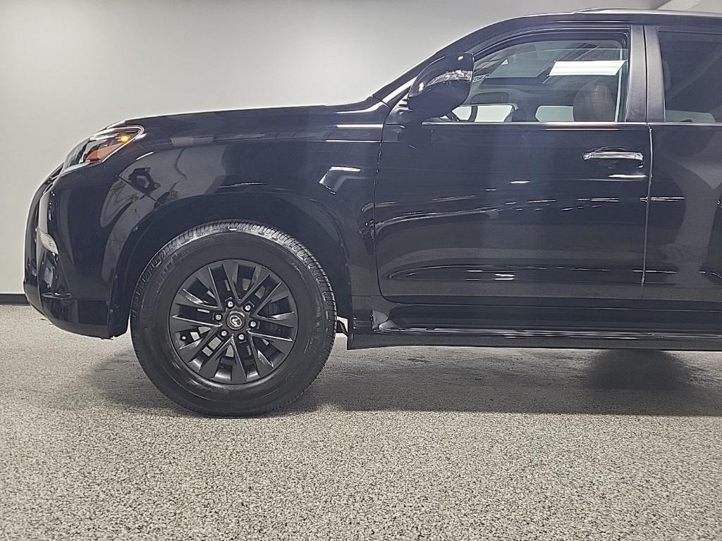 used 2022 Lexus GX 460 car, priced at $45,885