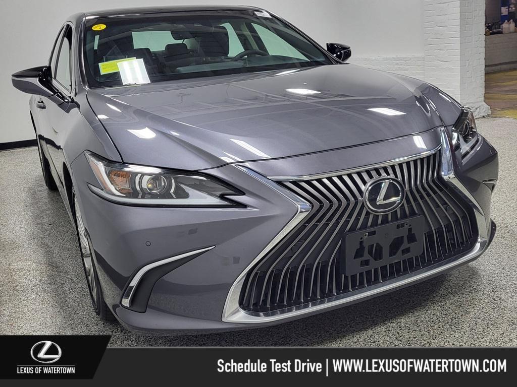 used 2020 Lexus ES 350 car, priced at $26,555