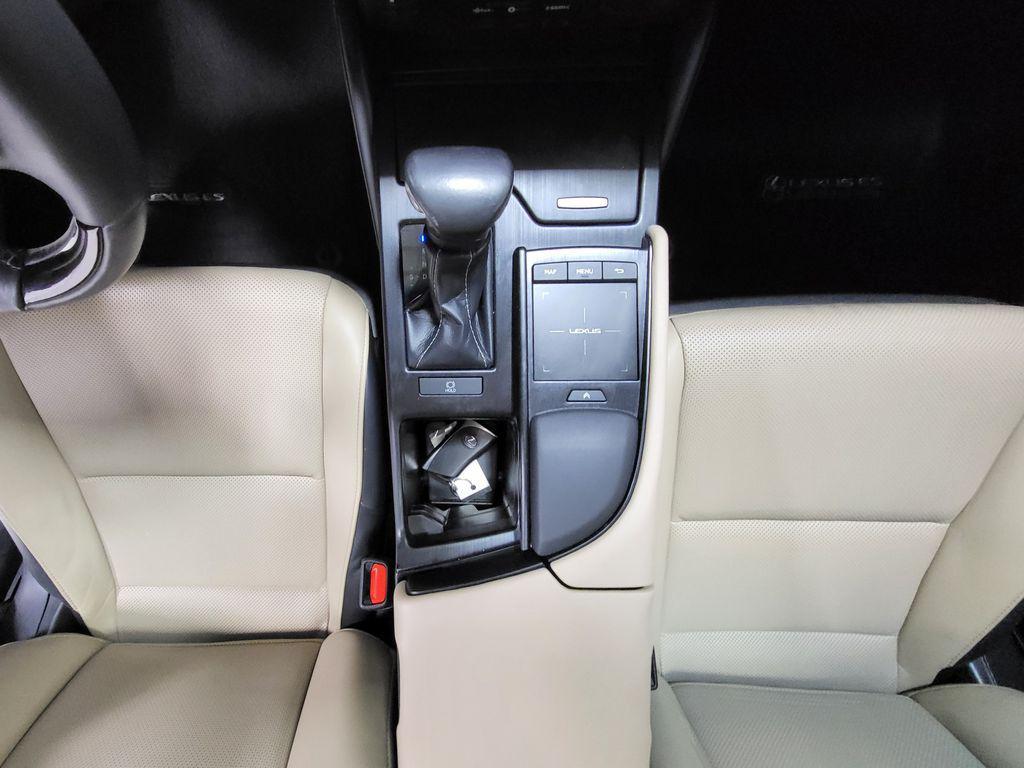 used 2019 Lexus ES 350 car, priced at $32,477
