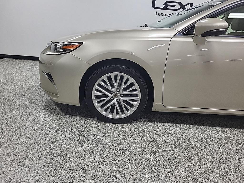 used 2016 Lexus ES 350 car, priced at $22,996