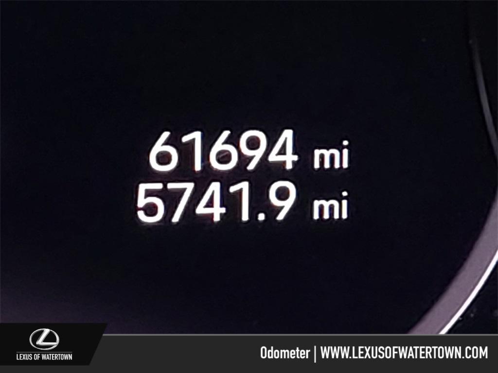 used 2022 Porsche Cayenne car, priced at $49,997