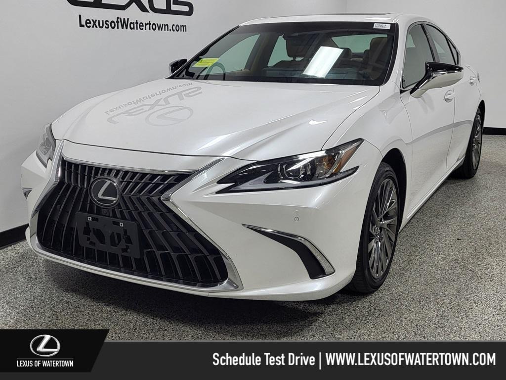 used 2025 Lexus ES 300h car, priced at $49,775