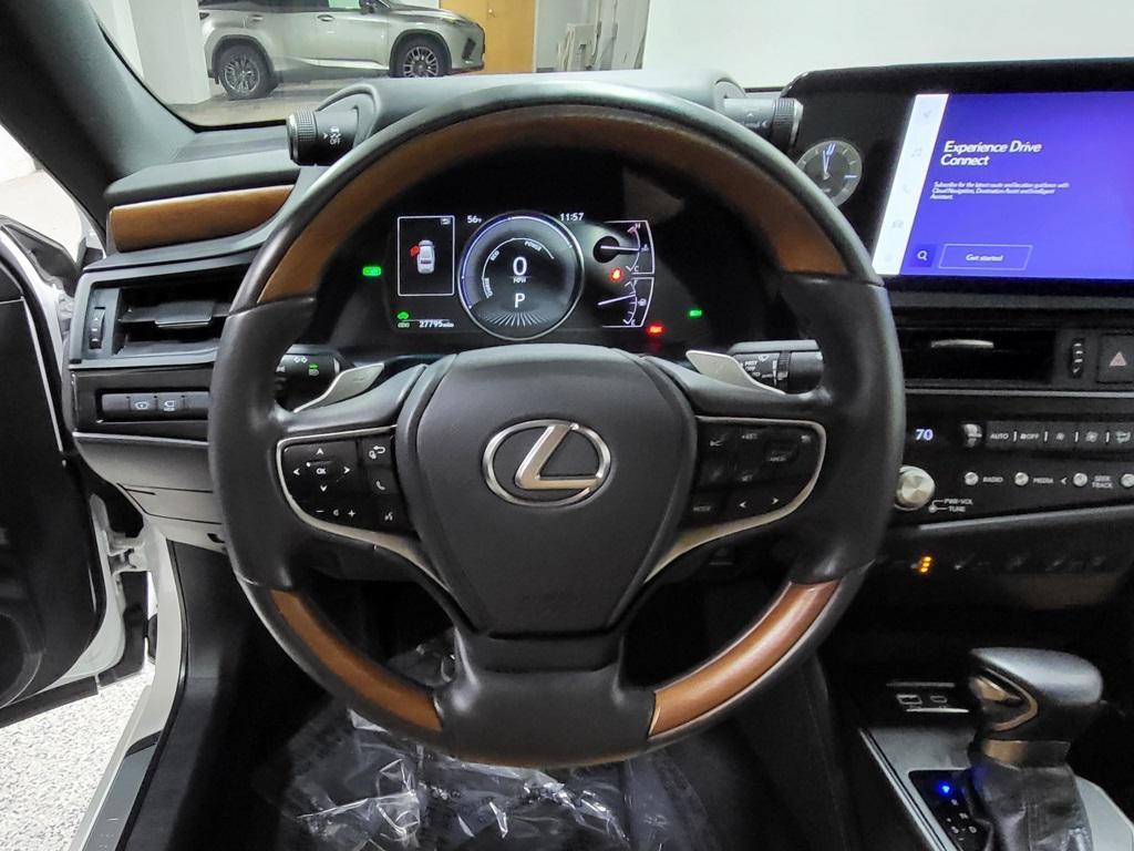 used 2025 Lexus ES 300h car, priced at $49,775