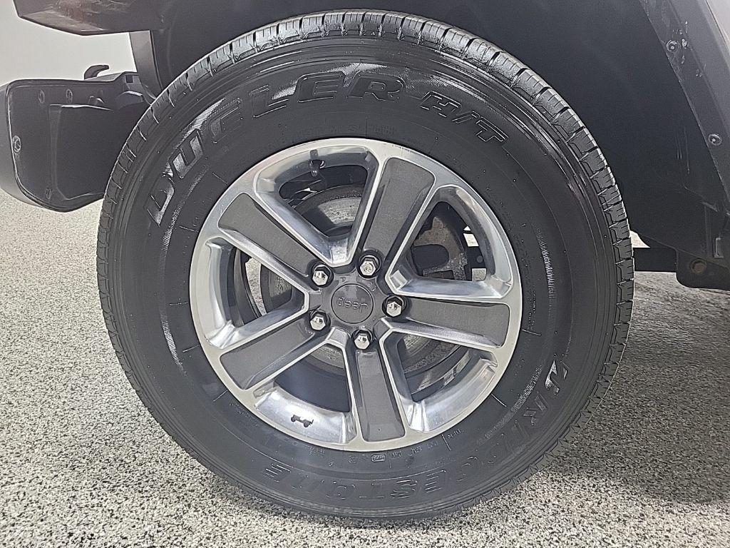 used 2019 Jeep Wrangler Unlimited car, priced at $24,976