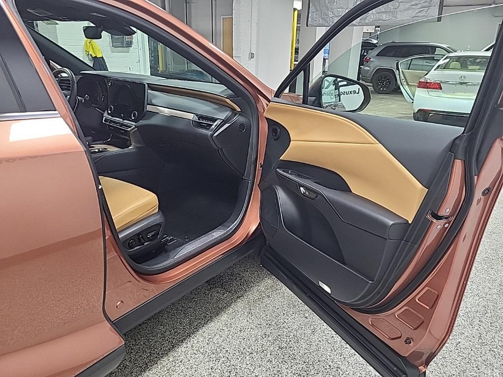used 2025 Lexus RX 350 car, priced at $51,554