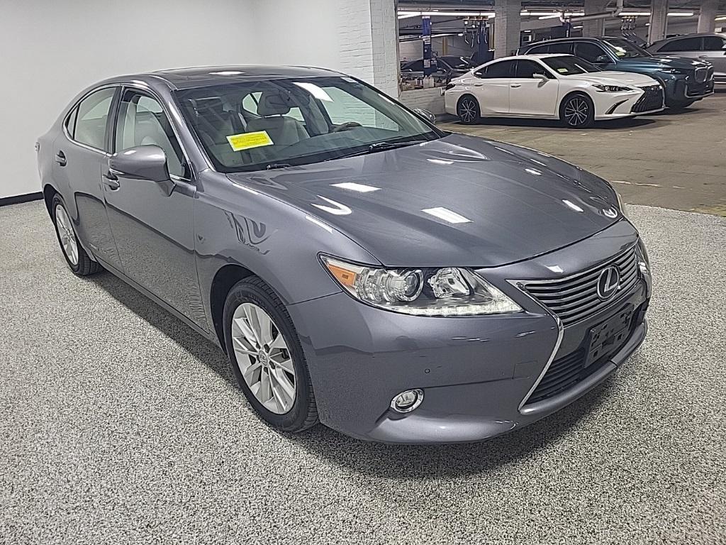 used 2014 Lexus ES 300h car, priced at $17,775