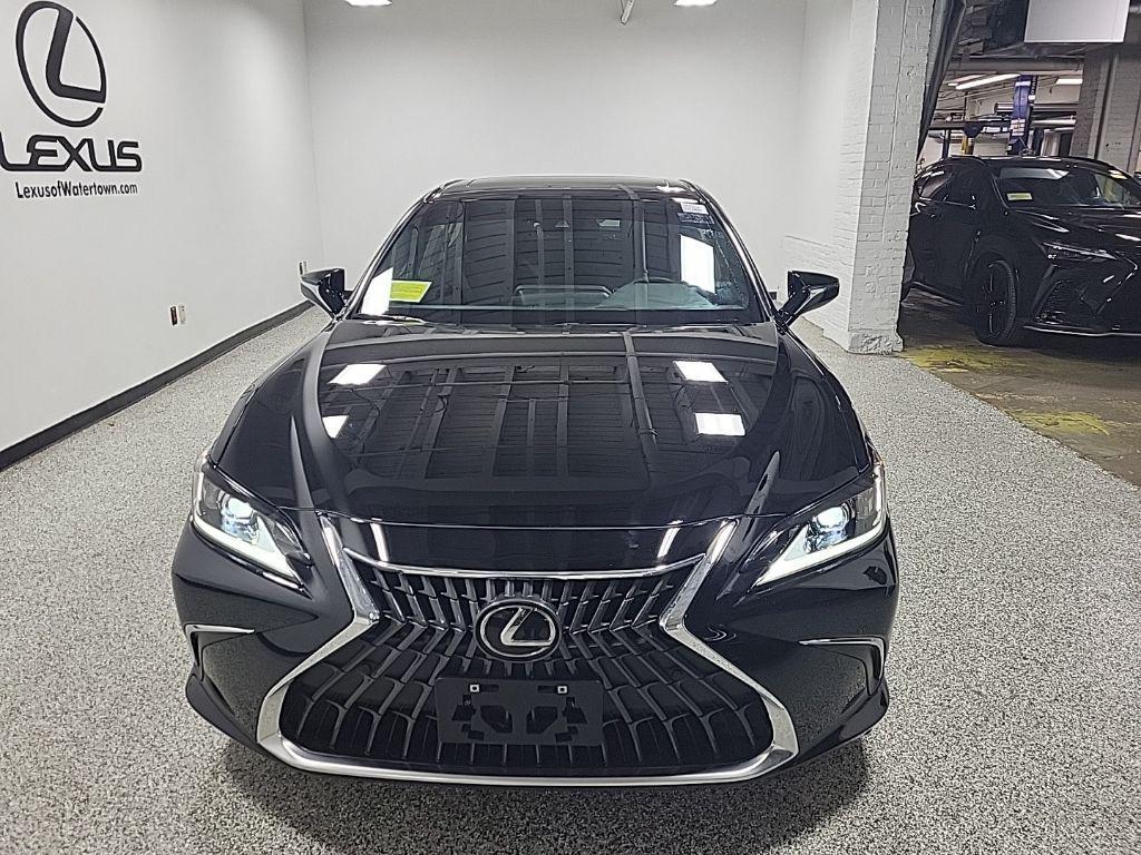 used 2024 Lexus ES 350 car