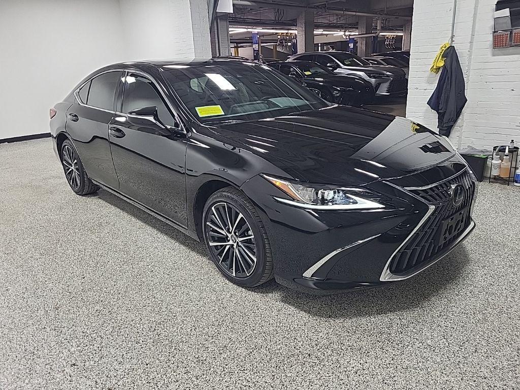 used 2024 Lexus ES 350 car