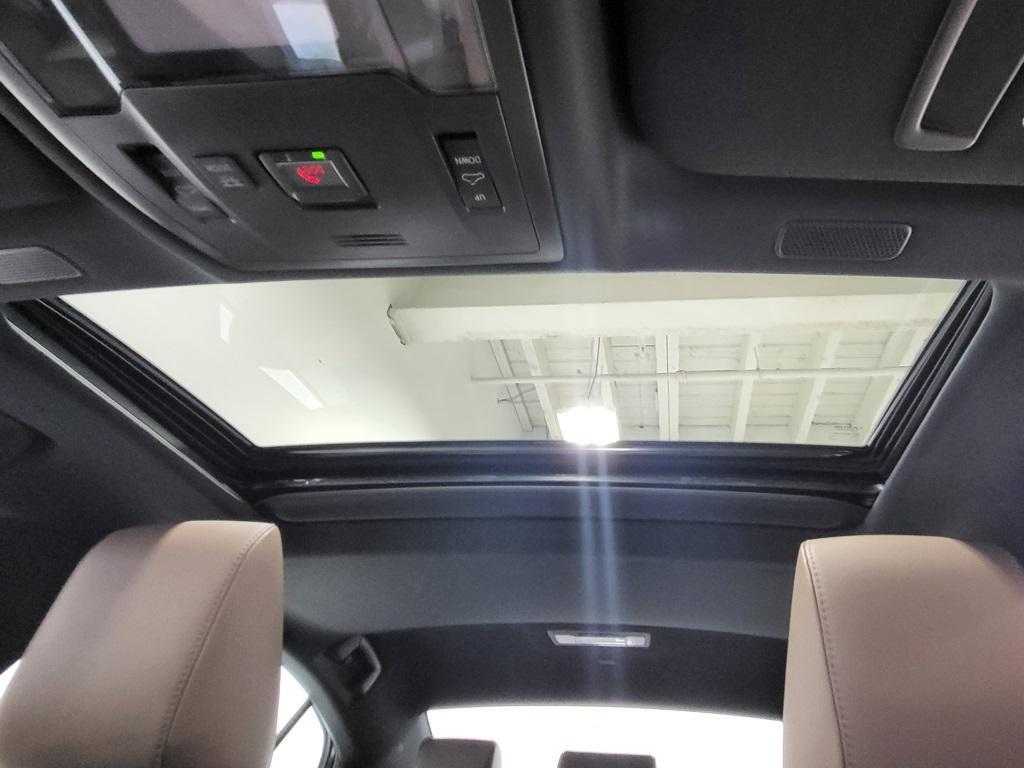 used 2023 Lexus ES 350 car, priced at $35,997