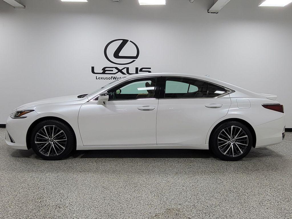 used 2023 Lexus ES 300h car, priced at $44,678