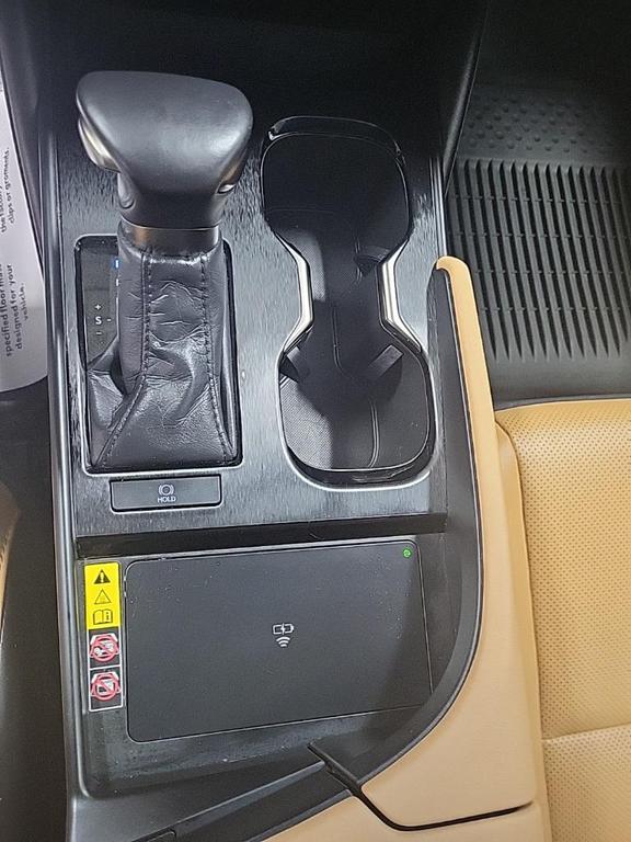 used 2025 Lexus ES 350 car, priced at $43,992