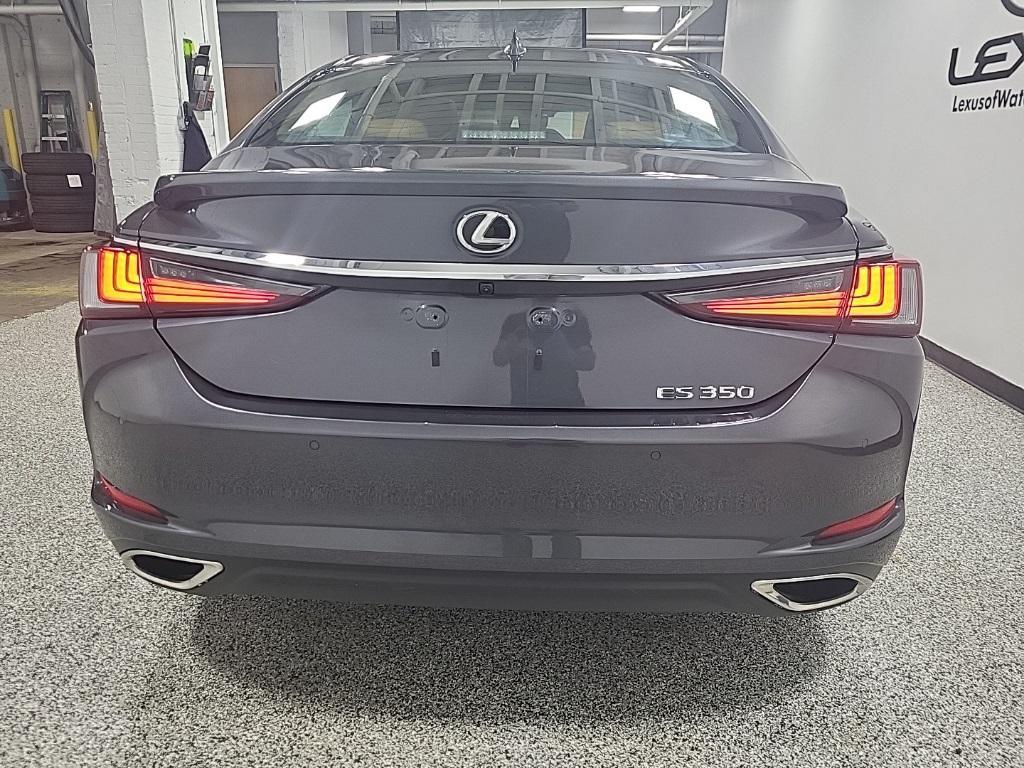 used 2025 Lexus ES 350 car, priced at $43,992