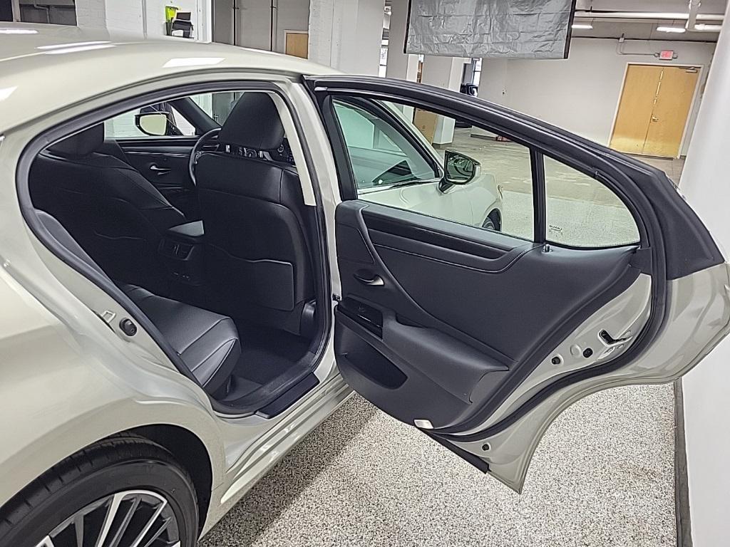 used 2025 Lexus ES 300h car, priced at $44,444