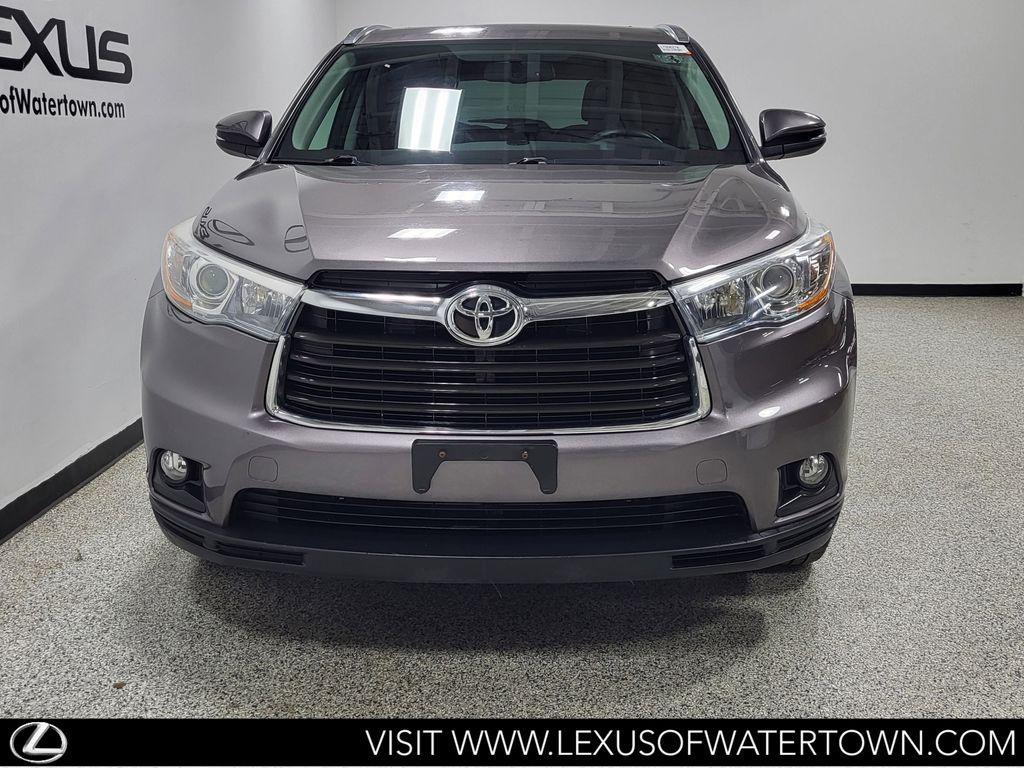 used 2015 Toyota Highlander car, priced at $23,571