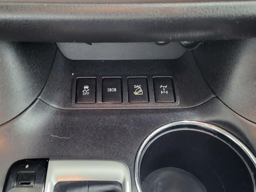 used 2015 Toyota Highlander car, priced at $23,571