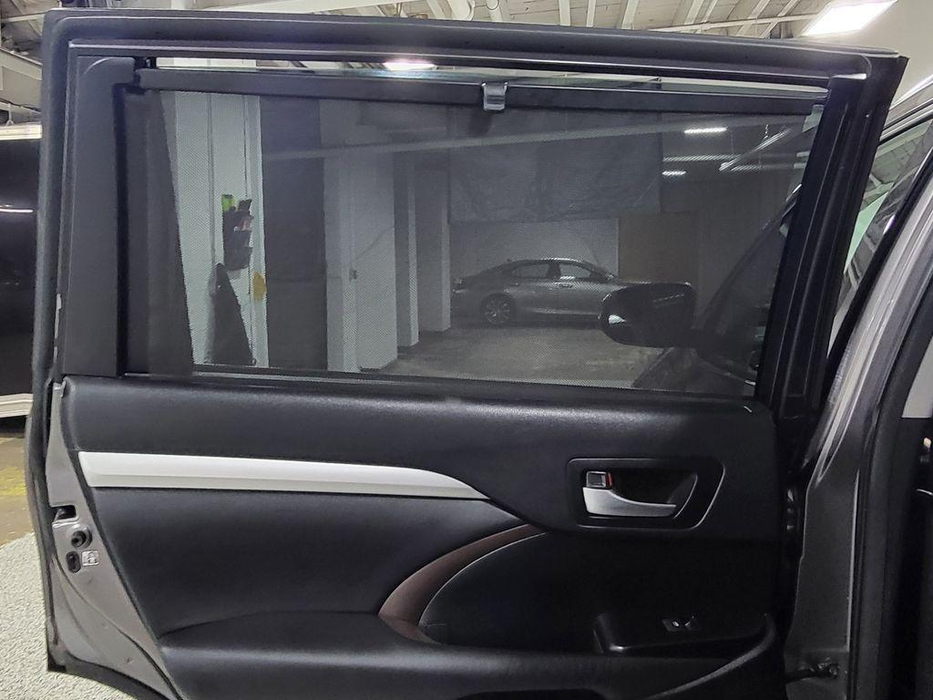 used 2015 Toyota Highlander car, priced at $23,571