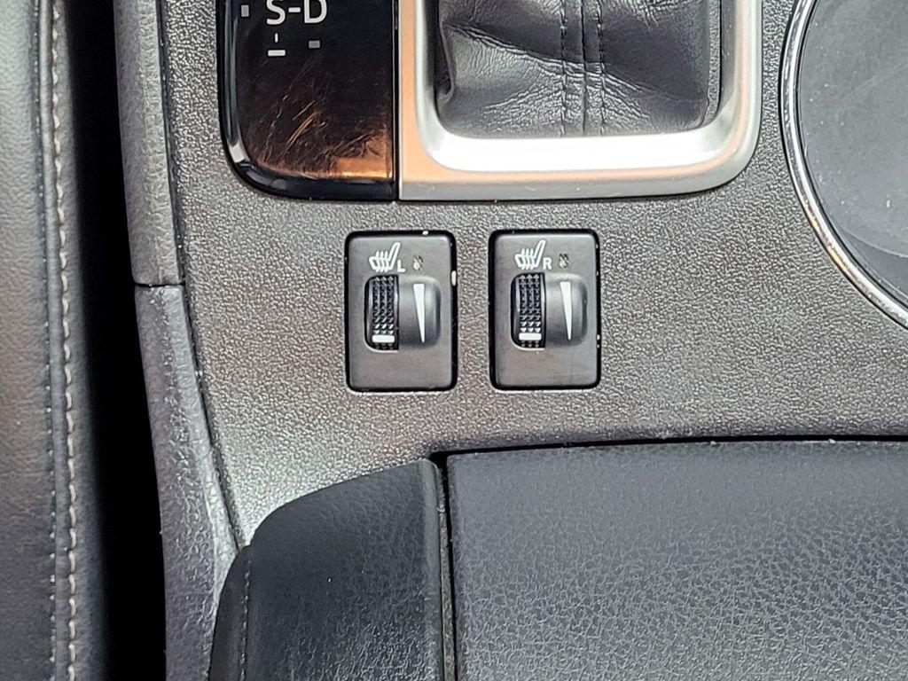 used 2015 Toyota Highlander car, priced at $23,571