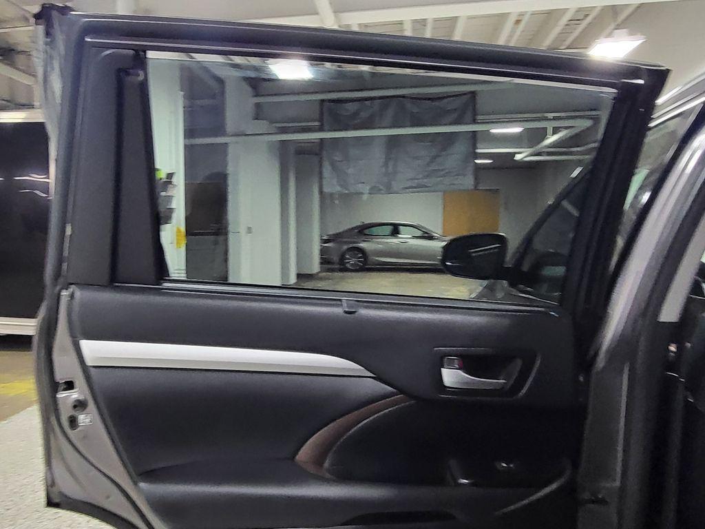 used 2015 Toyota Highlander car, priced at $23,571