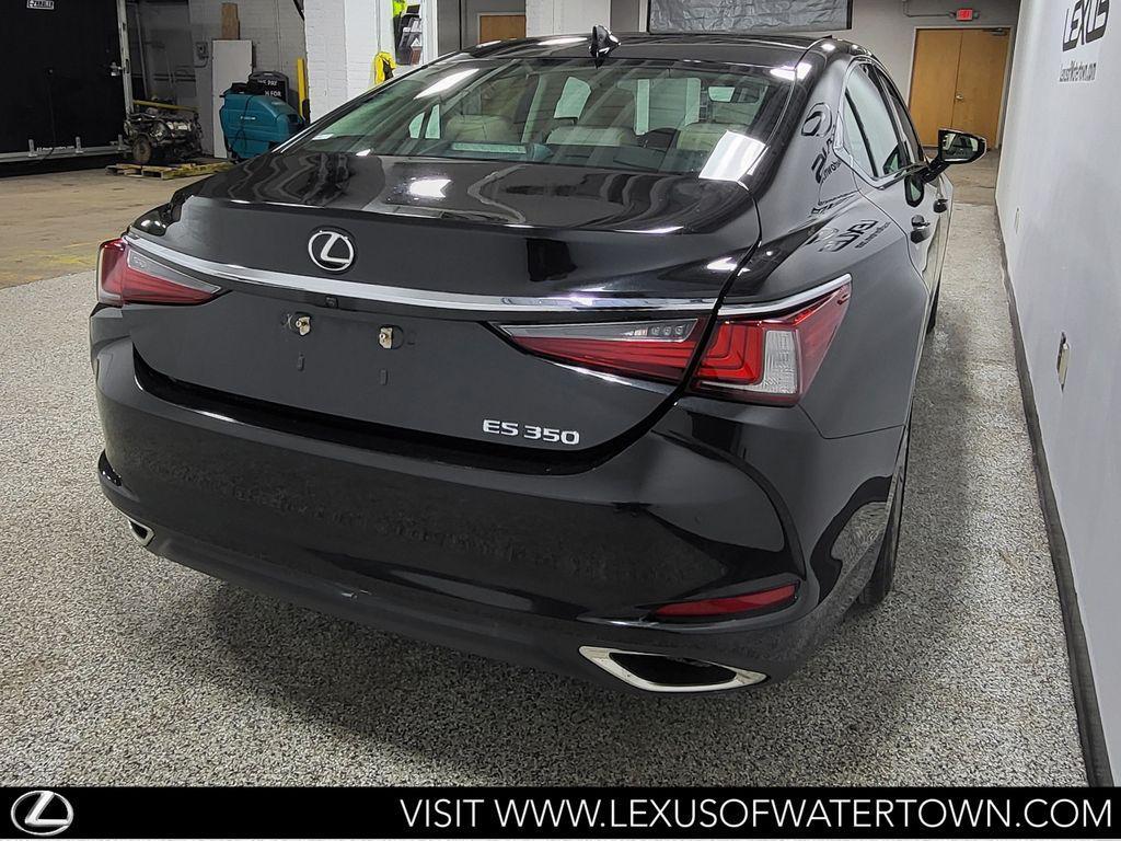 used 2019 Lexus ES 350 car, priced at $32,774