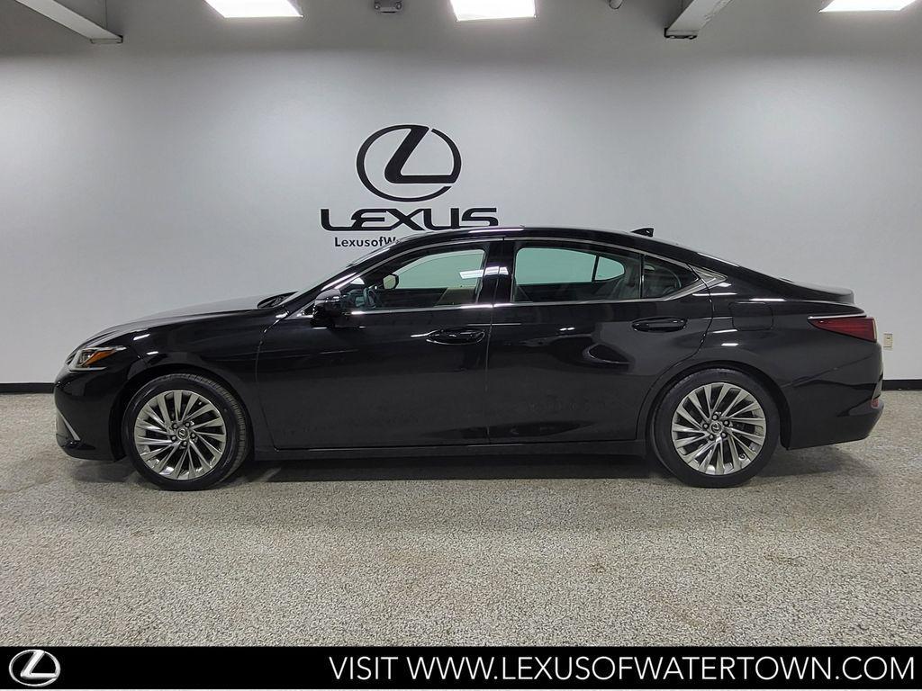 used 2019 Lexus ES 350 car, priced at $32,774