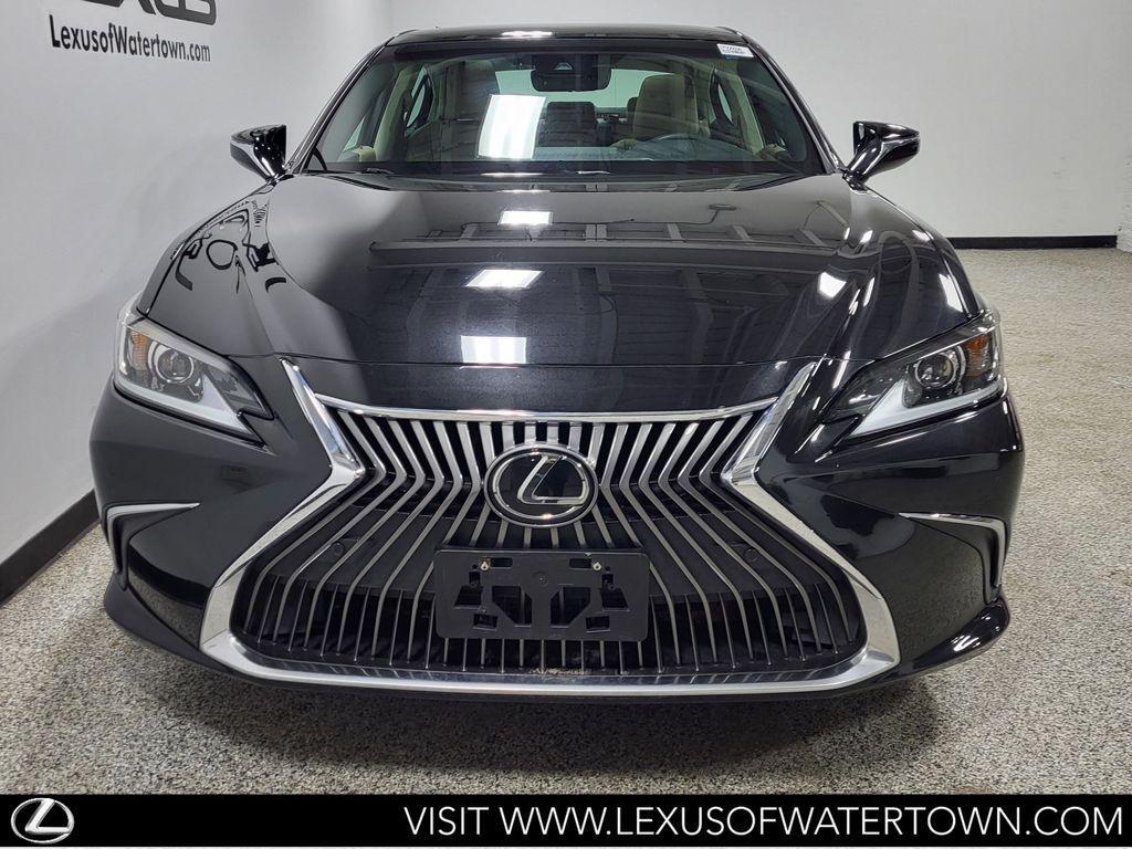 used 2019 Lexus ES 350 car, priced at $32,774