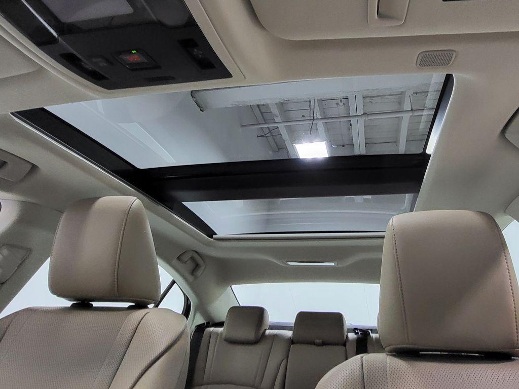 used 2019 Lexus ES 350 car, priced at $32,774