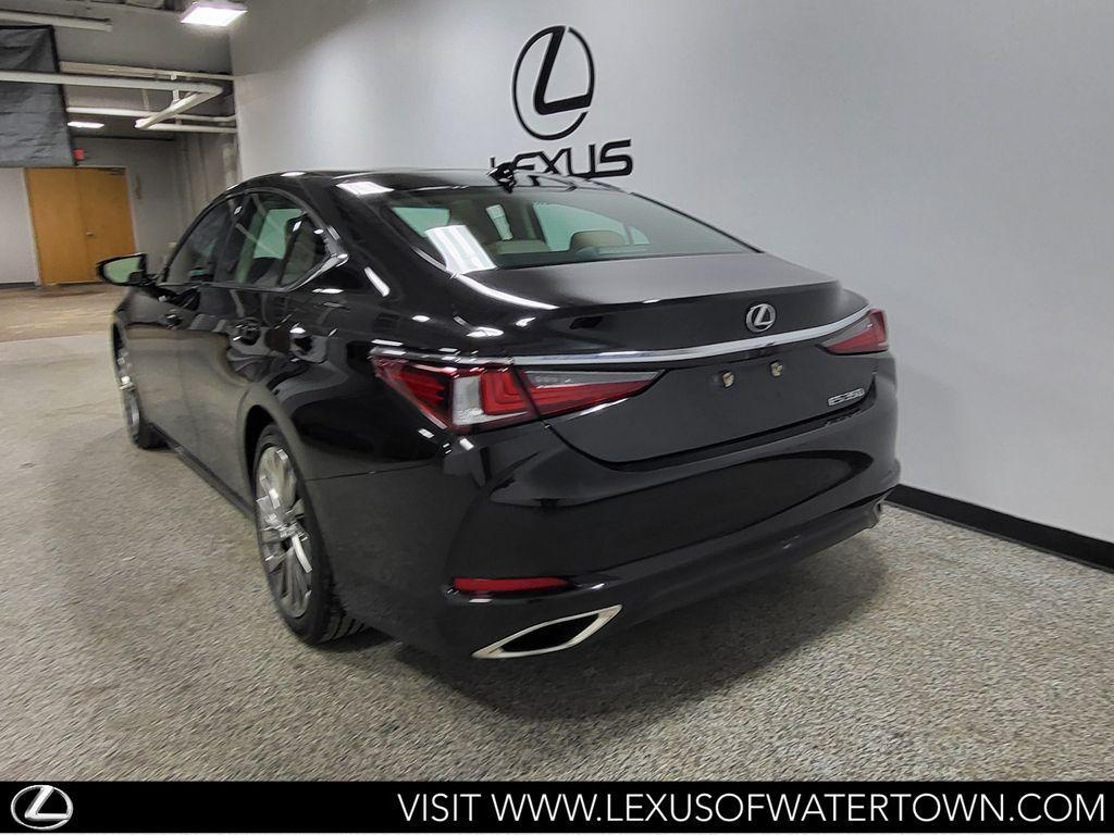used 2019 Lexus ES 350 car, priced at $32,774